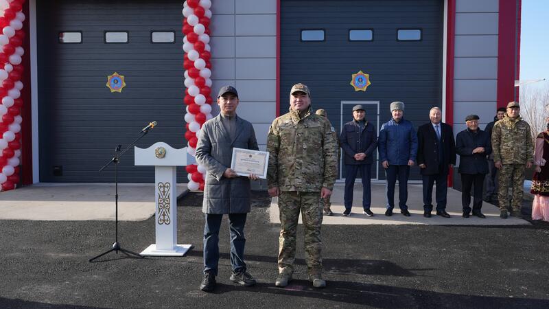 Глава МЧС дал старт работе первого в Казахстане универсального комплекса пожарных, медиков и полиции