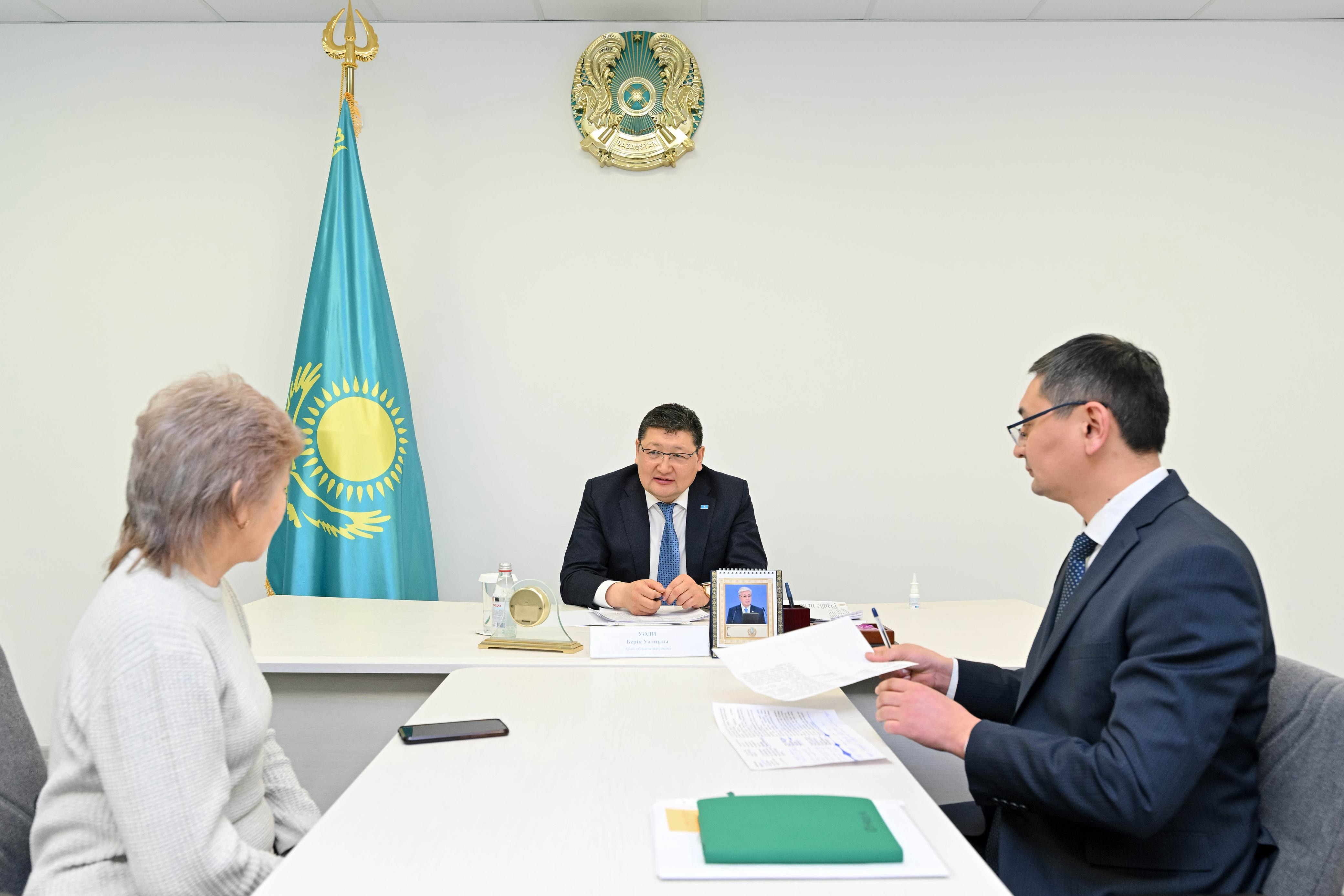 Аким области провел личный прием граждан
