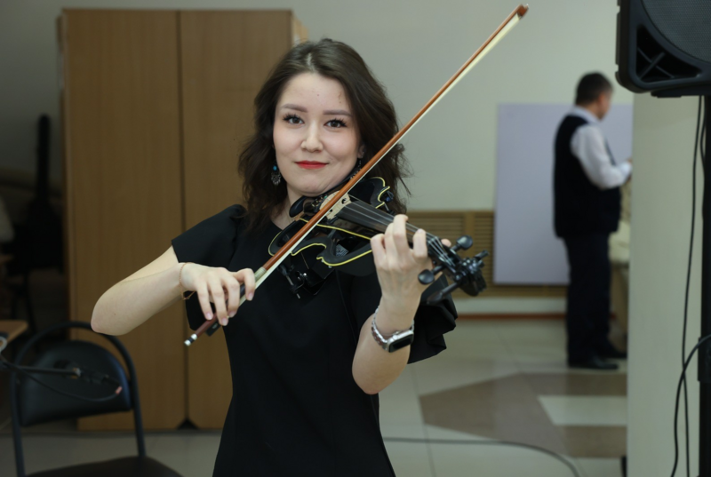 Аким Костанайской области проголосовал на референдуме