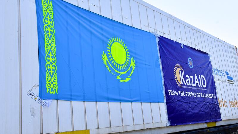 Казахстанские врачи и 319 тонн гуманитарной помощи: делегация из Казахстана прибыла в Афганистан с масштабной миссией