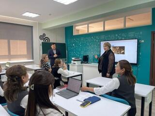 В учебную программу столичной школы внедрен искусственный интеллект