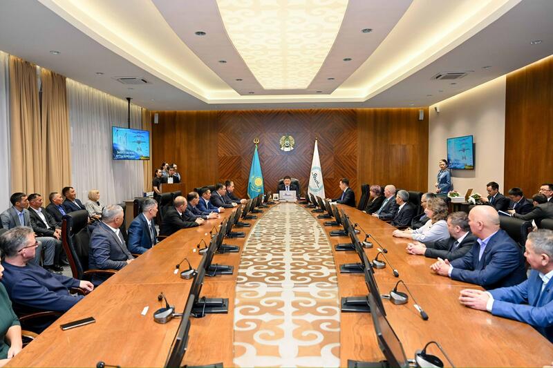 В области Абай чествовали специалистов энергетической отрасли