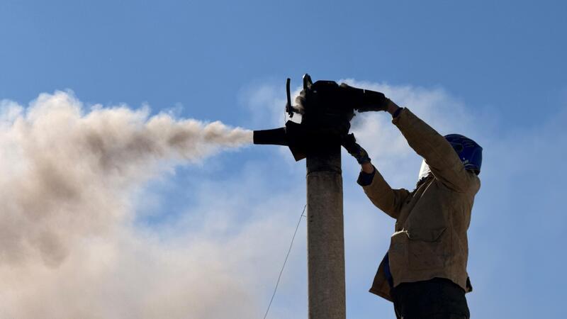 В области Жетісу свыше 2 тысяч датчиков устанавливают в домах социально уязвимых семей