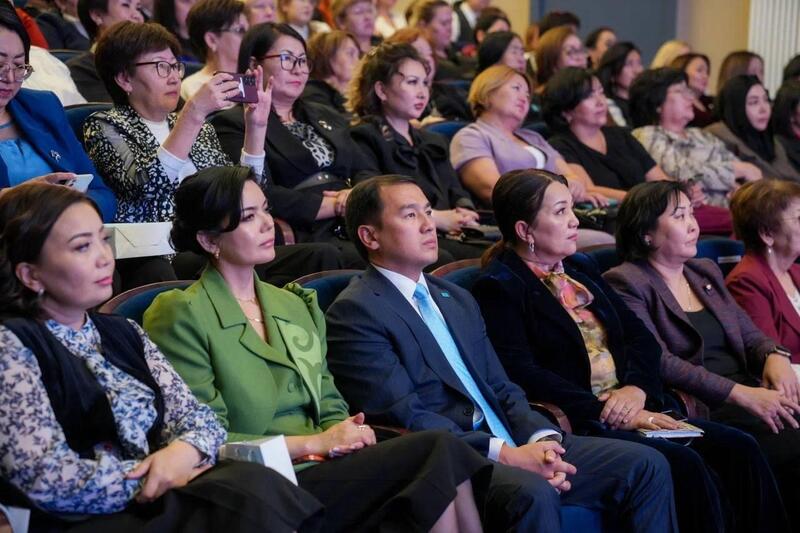 В области Абай прошёл форум «Заманауи әйел: қоғам және отбасы»