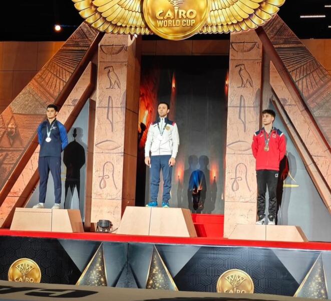 Алматинские гимнасты завоевали медали на этапе Кубка мира в Каире