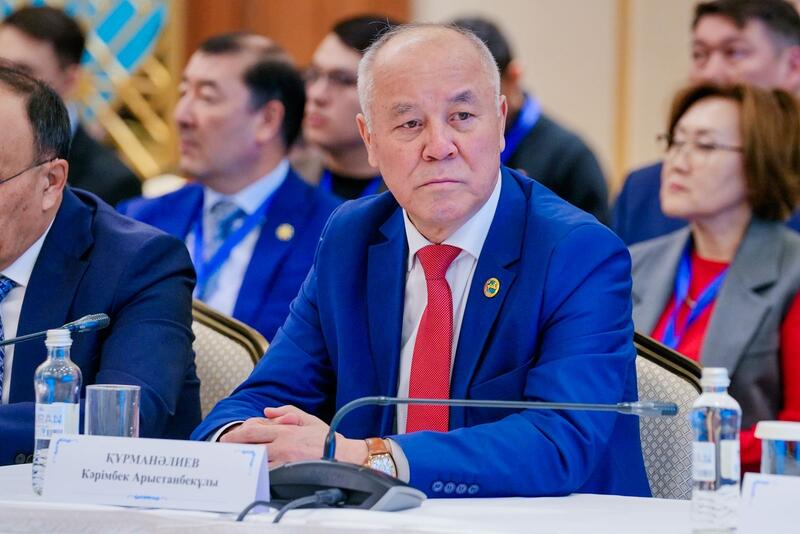 В Астане прошла экспертная встреча по обсуждению проекта новой Конституции