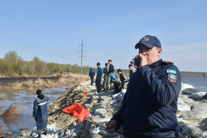 Глава МЧС проверил ход противопаводковых мероприятий