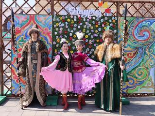 День национальной одежды в Жетісу: разнообразные выставки, яркий фестиваль и фотозона в честь Наурыза