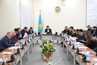 В Мажилисе обсудили качество обучения на военных кафедрах