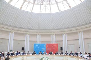 Сотрудничество между областью Жетысу и Иле-Казахской автономной областью продолжается