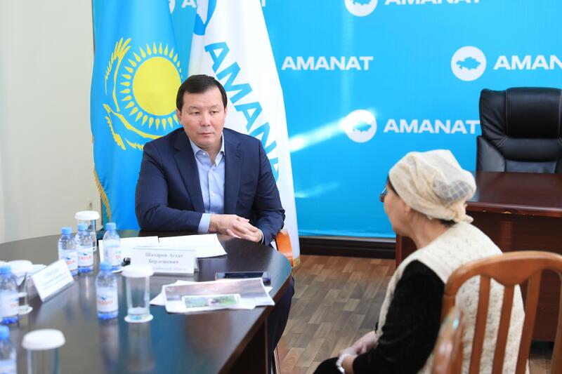 Аким области провел прием граждан