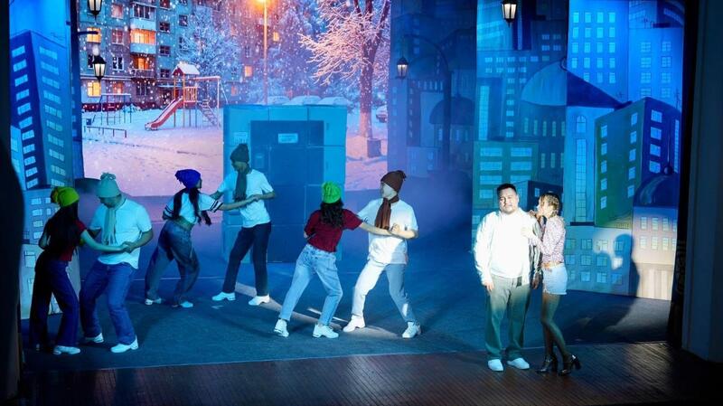 В ВКО состоялась премьера спектакля «Ангел в тюбетейке»