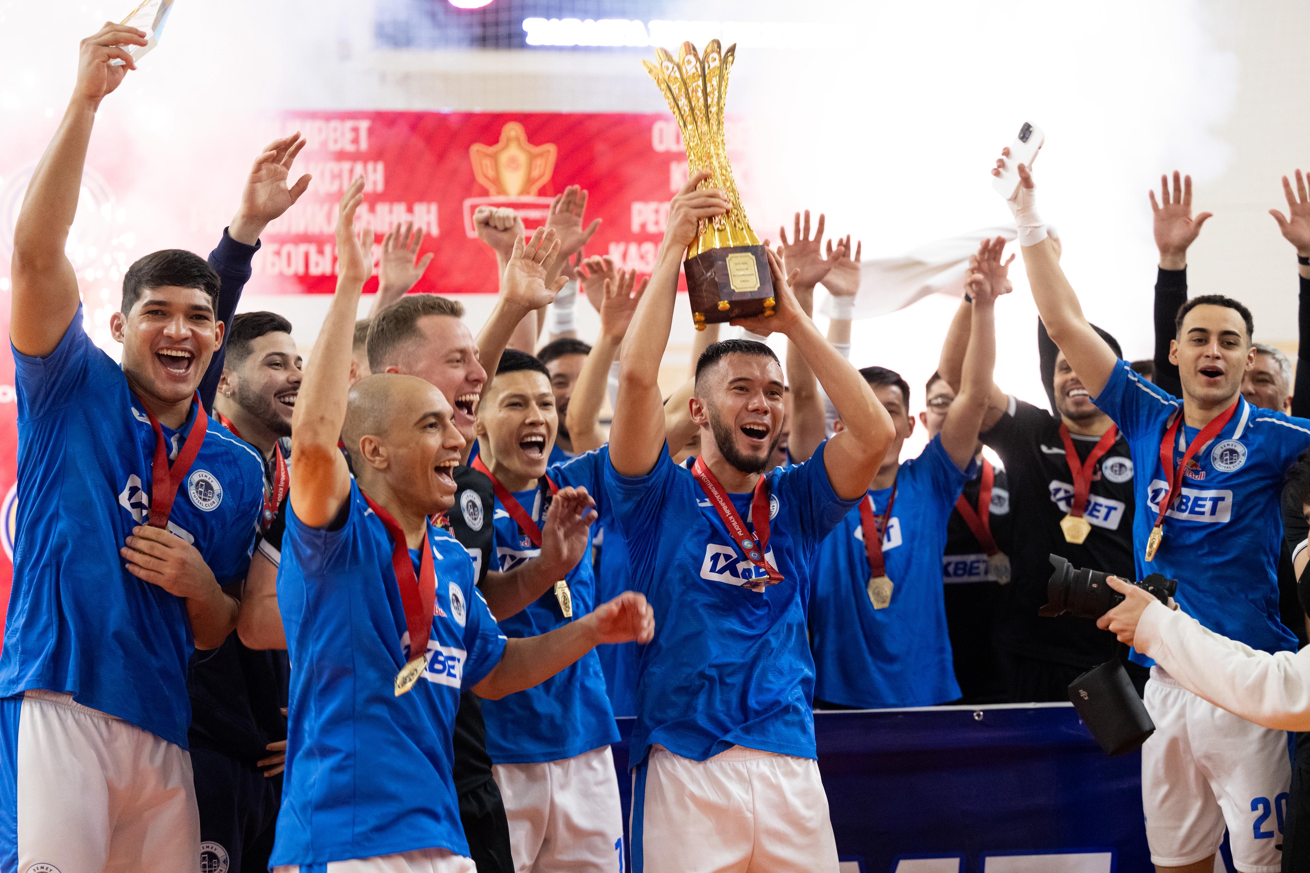 Аким области встретился с генеральным директором ФК «Семей»