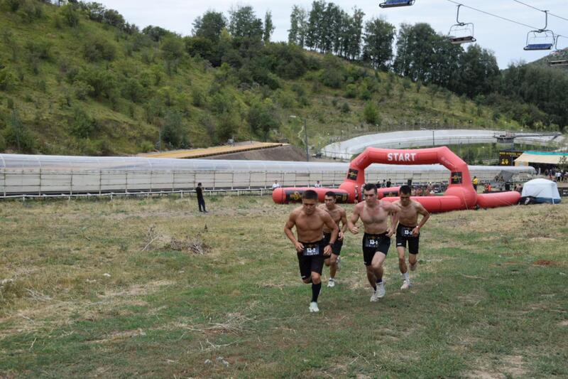 Кто сильнее: в Алматы десантники покорили сложнейшую полосу препятствий