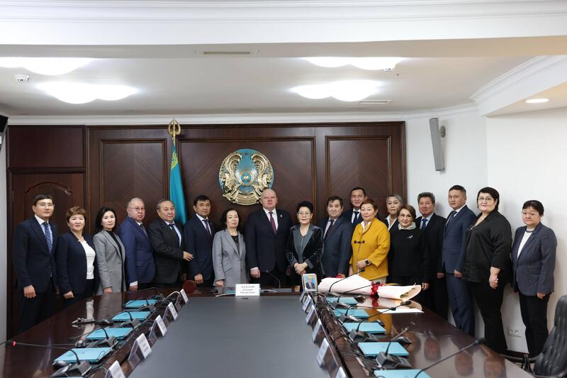 В Высшем Судебном Совете поздравили Баймолдину Зауреш Хамитовну с 70-летним юбилеем