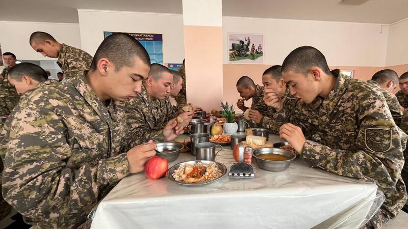 В Вооруженных силах Казахстана стартовал проект Sarbaz+