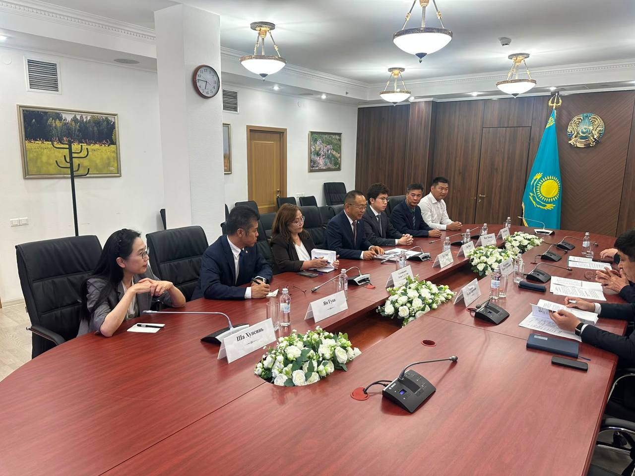 Министр экологии обсудил с компанией Junxin ход реализации проекта по энергетической утилизации отходов