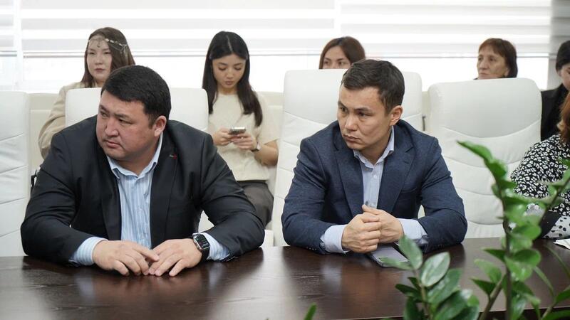 В ОБЛАСТИ АБАЙ СОСТОЯЛСЯ ДИАЛОГ ШАЛКАРА БАЙБЕКОВА С ДИРЕКТОРАМИ КОЛЛЕДЖЕЙ ПО ПРОЕКТУ КОНСТИТУЦИИ