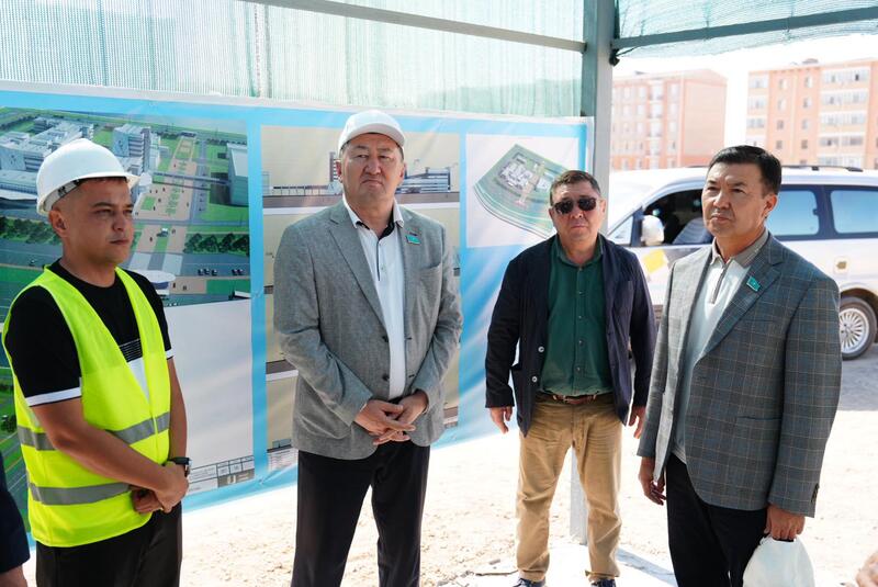 Депутаты Сената ознакомились со строительством социально значимых объектов в Кызылорде