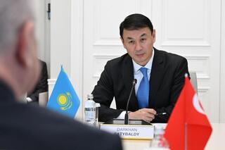 Аким Алматы Дархан Сатыбалды провел встречу с Послом Турции