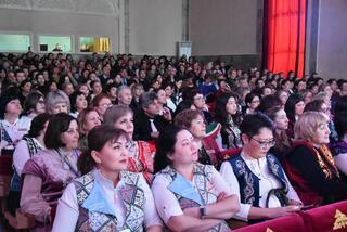 Более 270 педагогов участвуют в международной ярмарке инноваций в Сарани