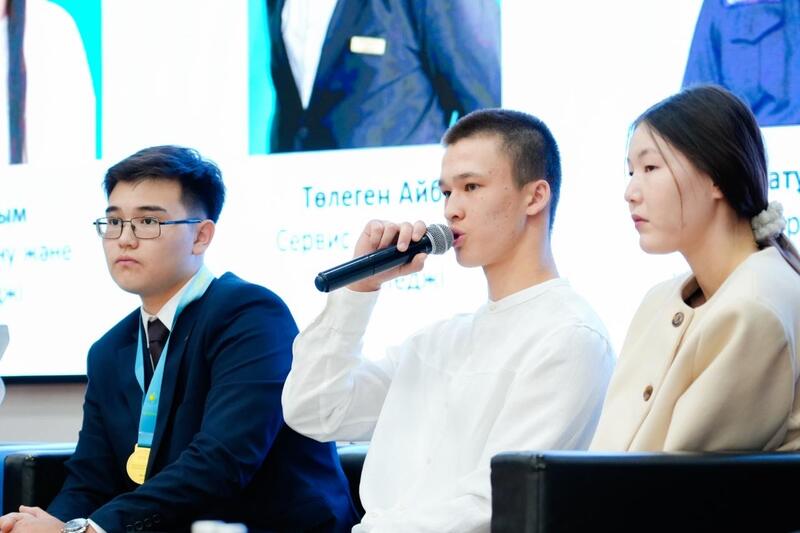 Год рабочих профессий: о престиже технических специальностей рассказали на слете школьников в Астане