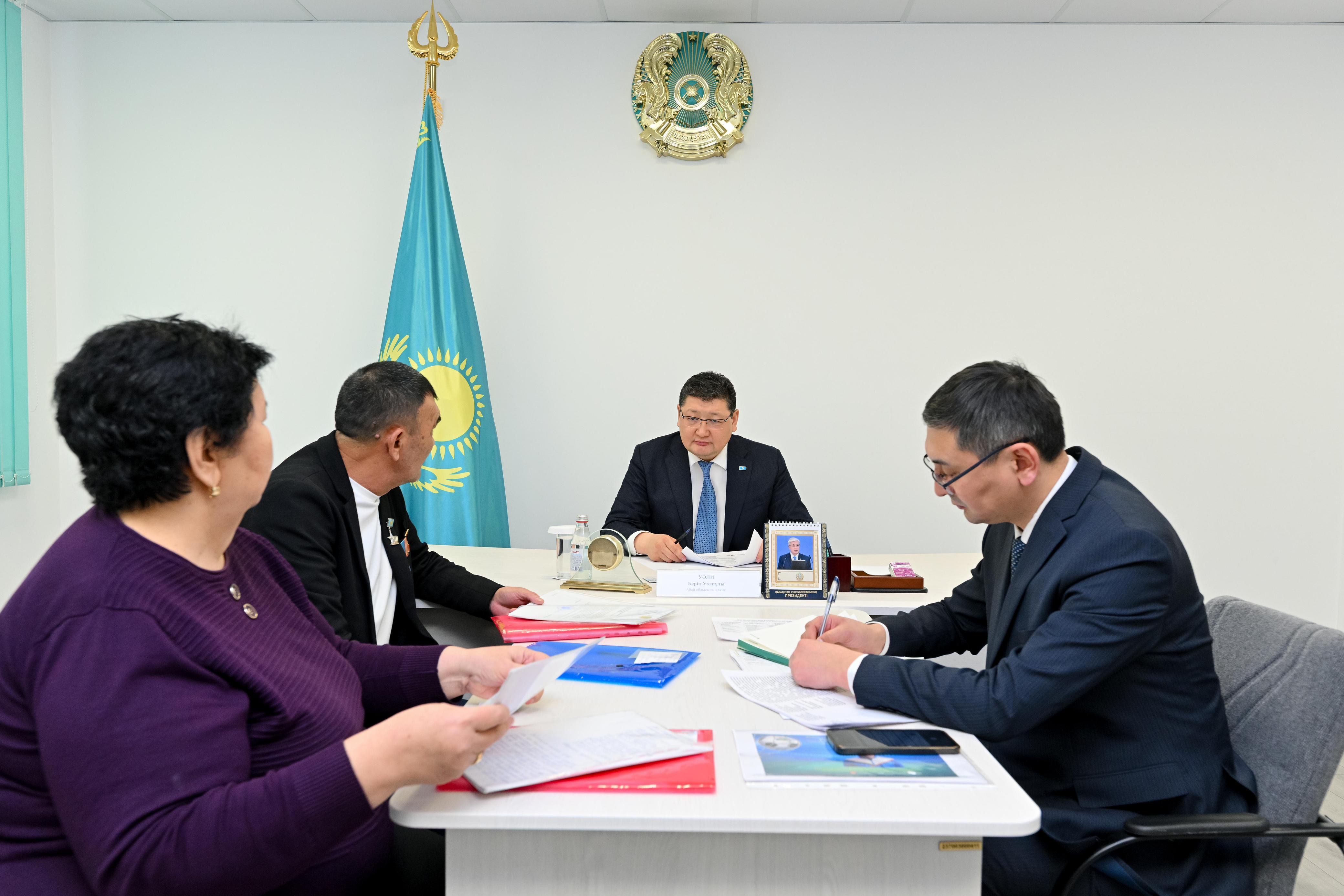 Аким области провел личный прием граждан