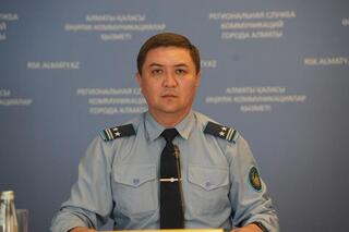 У школ Алматы усилят патрулирование и ручное регулирование движения