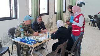 Казахстанские миротворцы оказали медицинскую помощь свыше 90 жителям Трунжи близ Голанских высот