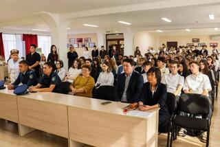 Студентам напомнили об ответственности и рисках вовлечения в правонарушения в ВКО