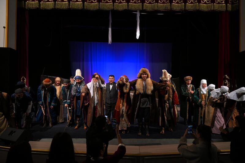 В Шымкенте был показан спектакль «Абай айтқан «Еңлік-Кебек»