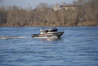 Спасатели МЧС усилили профилактические рейды на реке Ертіс