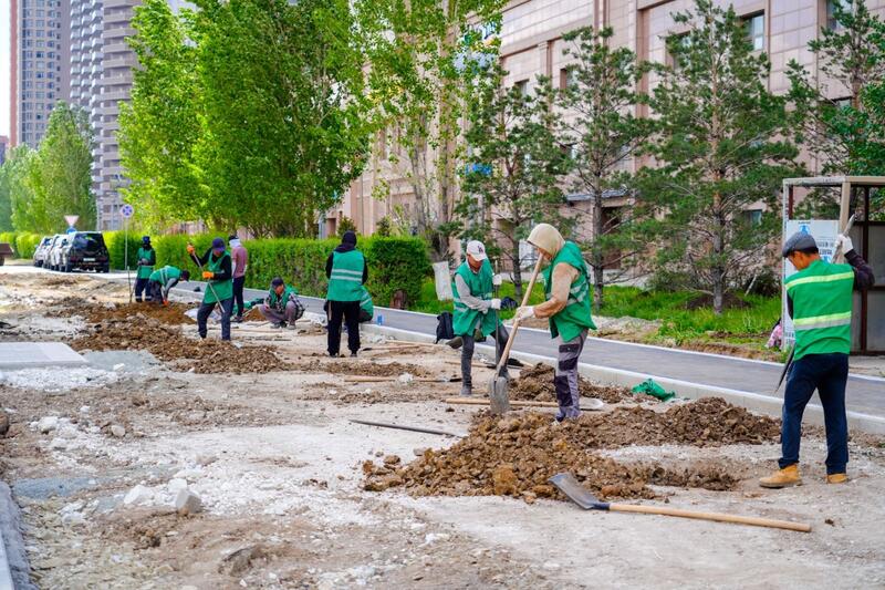 180 дворовых и общественных пространств благоустроят в Астане