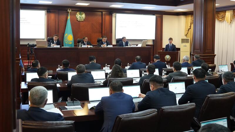 Риски предстоящего вегетационного периода обсудил Канат Бозумбаев на встрече с фермерами в Кызылординской области