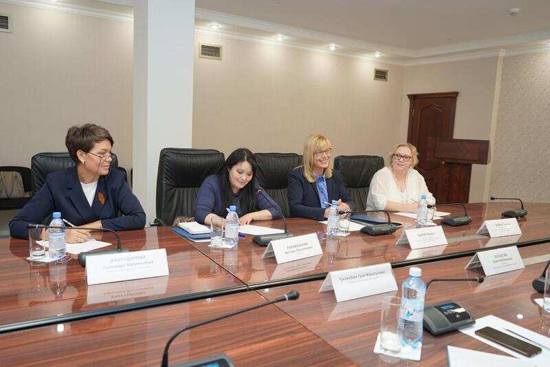 Директор Департамента международного права Министерства юстиции Республики Казахстан Алия Ехласова встретилась с Генеральным директором Германского фонда международного правового сотрудничества (IRZ) Фрауке Бахлер