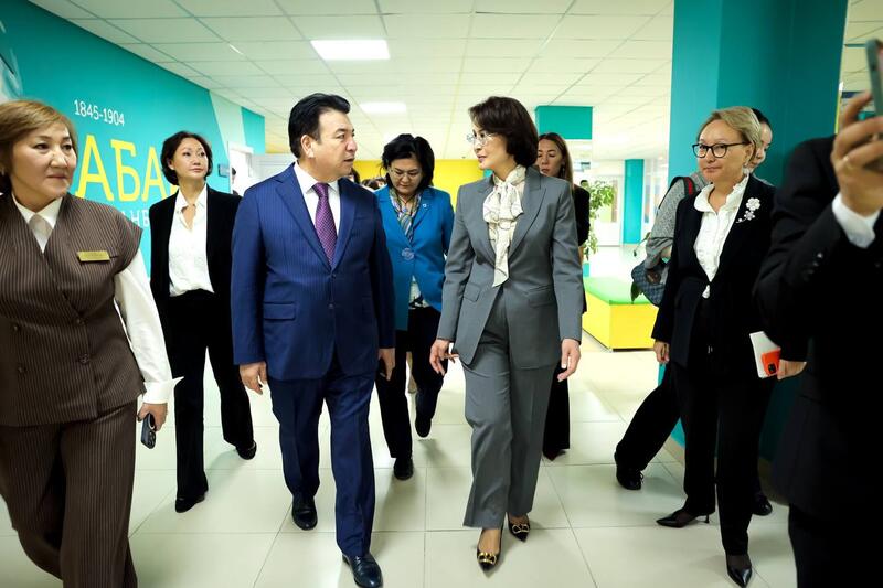 Впервые в казахстанских школах появились стоматологические кабинеты