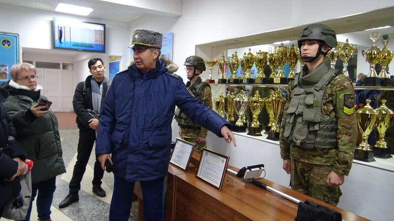 В Алматы журналистов ознакомили со спецификой обучения в военных учебных заведениях МО РК