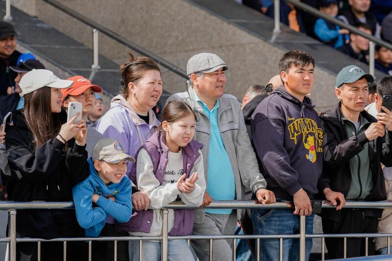 Антинаркотическую акцию провели на турнире по скачкам в Астане