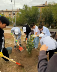 В рамках республиканской экологической программы «Таза Қазақстан» в городе прошли работы по благоустройству и озеленению