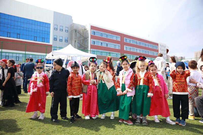 Unity Day: в Астане провели благотворительный праздник культурного многообразия
