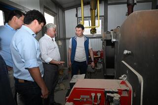 Аким Алматы встретился с жителями жилого комплекса «Тамарикс»