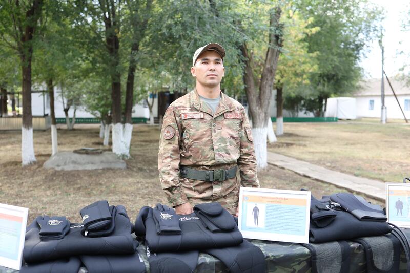 Глава МЧС ознакомился с работой воинской части в Актюбинской области