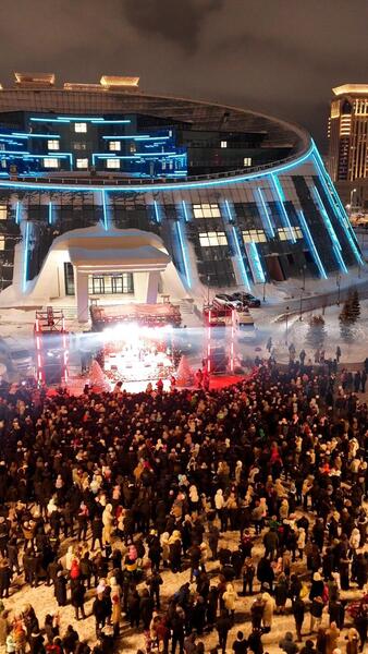 В столице в новогоднюю ночь проходят праздничные концерты