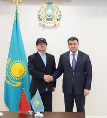 В ТУРКЕСТАНЕ ПРОВЕДЕНЫ ПЕРЕГОВОРЫ ПО ВОПРОСУ ОТКРЫТИЯ ЗАВОДА ПО ВЫПУСКУ СПОРТИВНОЙ ОДЕЖДЫ