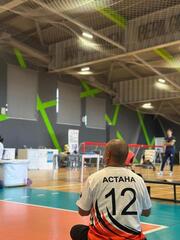 Турнир по волейболу сидя провели в День спорта в Астане
