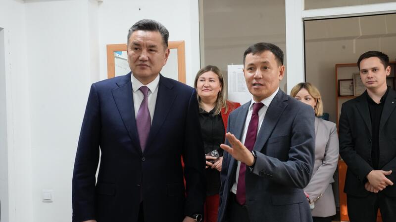 Аким ВКО посетил областной телеканал «Altai»