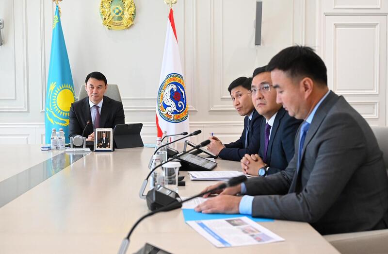 Дархан Сатыбалды поручил расширить посадку зеленых насаждений в рамках программы «Таза Қазақстан»