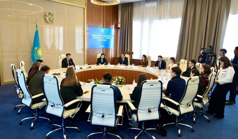 В ВКО в рамках программ «Молодежная практика» и «Жасыл ел» будут трудоустроены 2 тысячи молодых людей