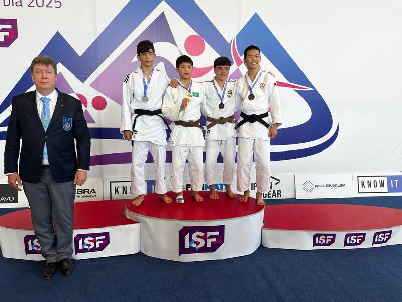 Казахстанские школьники завоевали рекордное число медалей на Всемирной летней Гимназиаде ISF U-15