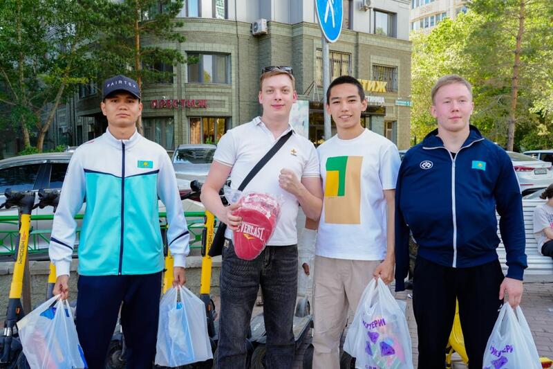 Сдай сигареты и занимайся спортом: в Астане прошла акция нового формата